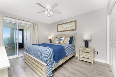 504120N20Beach20Rd20Unit204A-26