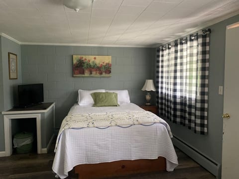 Suite20720Front20Bed