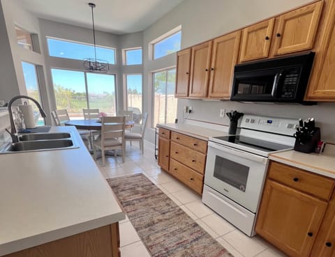 Glass Cooktop Stove 
Microwave
Fully stocked kitchen 