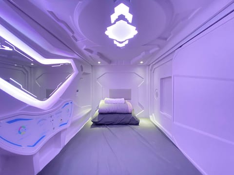 Single capsule Male Only | WiFi (free)