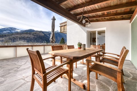 Terrace of the Walter holiday home in Nüziders in Walgau.