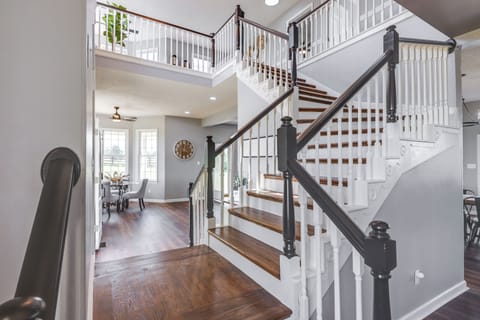 House (5 Bedrooms) | Interior