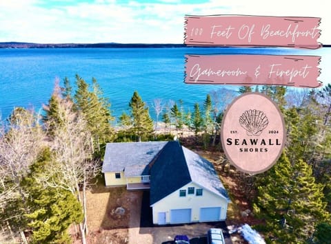 2,000 Sq Ft of Beachfront w/ 3 Bedrooms, 5 Beds, Gameroom & Firepit Near Acadia
