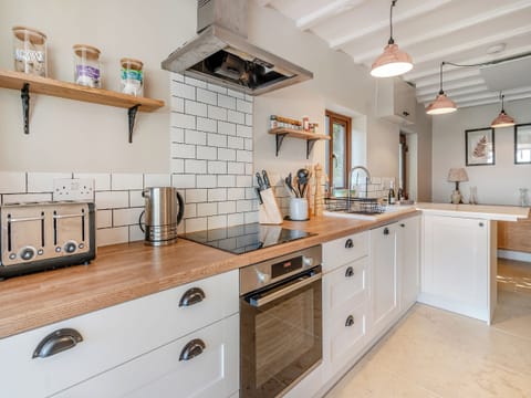 Kitchen | Halfstone House, Swansea