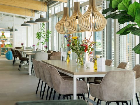Villa | Dining