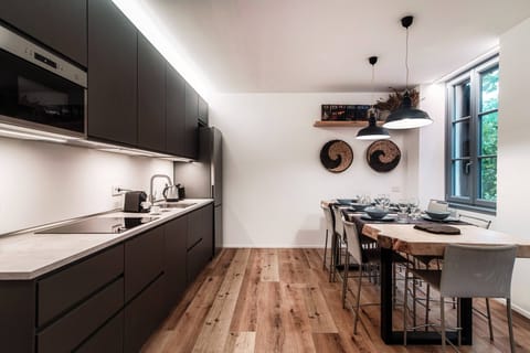 Condo | Private kitchen | Full-size fridge, microwave, stovetop, dishwasher