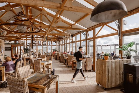 House | Dining