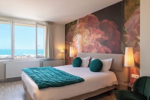 Superior Double Room, Sea View | Premium bedding, Select Comfort beds, in-room safe, desk