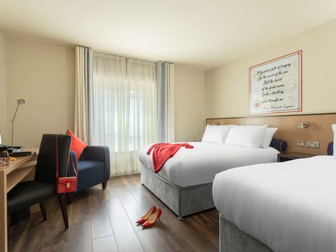 Classic Twin Room | Hypo-allergenic bedding, in-room safe, iron/ironing board, free WiFi