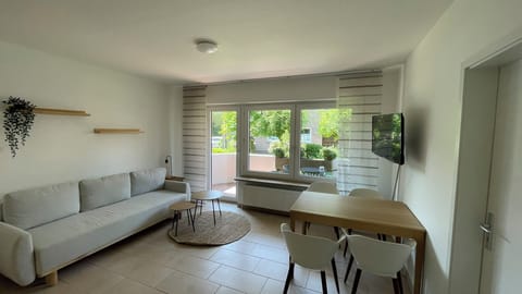 Apartment | 1 bedroom, WiFi (free), bed sheets