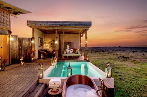 Luxury Villa | Egyptian cotton sheets, premium bedding, down comforters, minibar