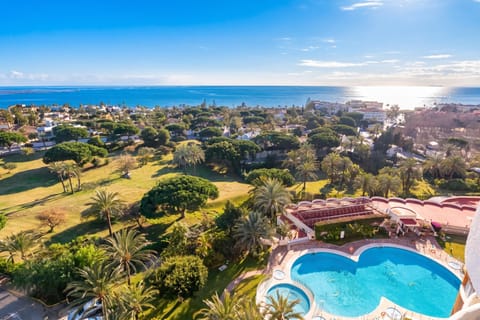 Honeymoon Apartment, 3 Bedrooms, 2 Bathrooms (Coronado Beach Marbesa) | Pool | Seasonal outdoor pool