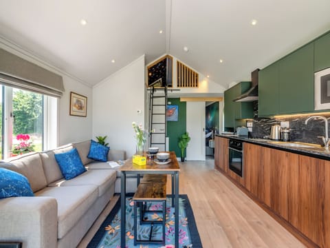 Open plan living space | Cranborne Chase Stargazer - Whitey Top Lodges, Pentridge