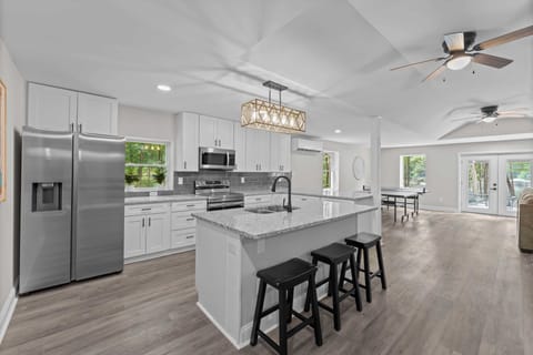 House (Multiple Bedrooms) | Interior