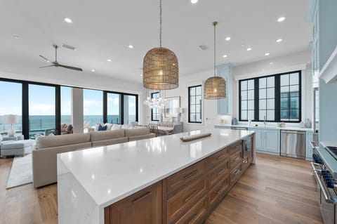 House, Multiple Beds (Searenity at Eleanor Beach) | Interior