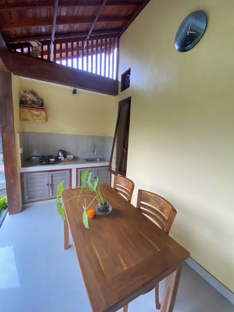 Standard Room | Living area