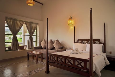 Egyptian cotton sheets, premium bedding, in-room safe