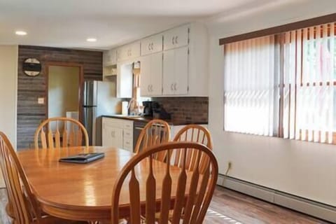 Ab157953 1cfa 4832 a53a cacaf96b8e6c