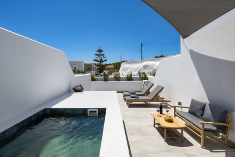 Aeolos Suite with Private Hot Tub | Private spa tub