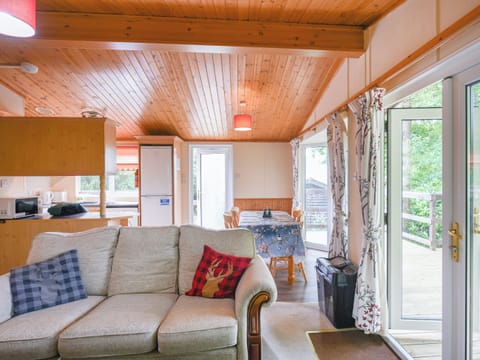 Living area | Garth Holiday Park - The Squirrels Drey C32 - Garth Caravan Park, Machynlleth