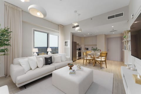Deluxe Apartment | Living area