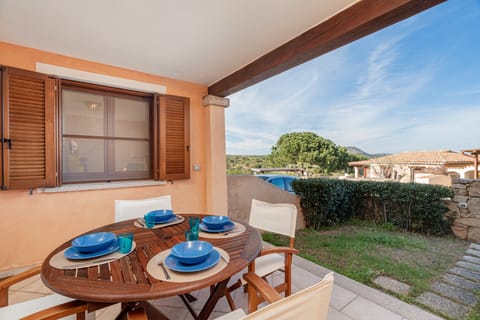Apartment | Terrace/patio