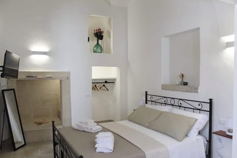 Suite, Private Bathroom | Desk, free WiFi