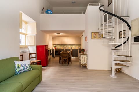 Apartment | Living area | 35-inch TV with digital channels