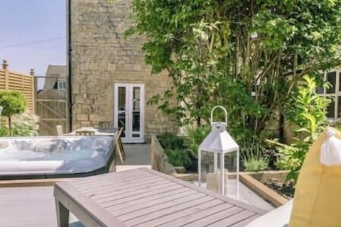 39a95fa7 02e4 4363 9ba7 f9f9c1609c3e