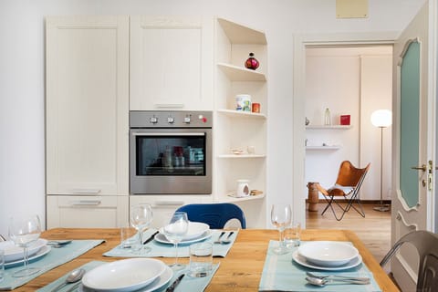Apartment | Private kitchen | Full-size fridge, microwave, oven, stovetop