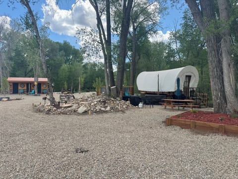 Tumbling Ts Glamping 