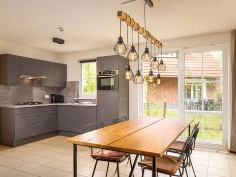 House | Dining