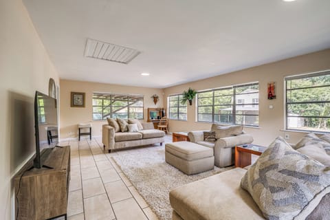 Warner Robins Vacation Rental | 3BR | 2BA | 1,624 Sq Ft | 4 Steps Required
