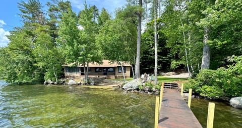 Charming Cottage and 40' dock