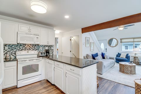 House (Multiple Bedrooms) | Interior