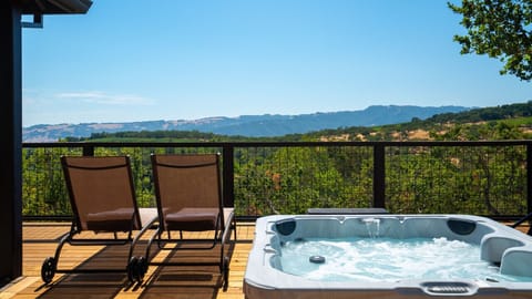 Take in the beauty of Sonoma County in the deck jacuzzi!