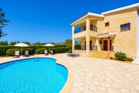 Private pool and terrace