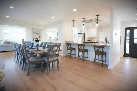 House, Multiple Beds, Pool Access, Pool View ( Destination #47) | Dining