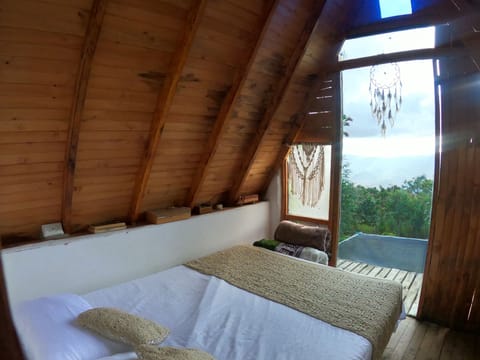 Traditional Chalet, 1 Double Bed, City View, Mountainside | In-room dining