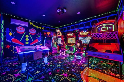 Neon arcade room delivers nonstop fun and unforgettable family nights.