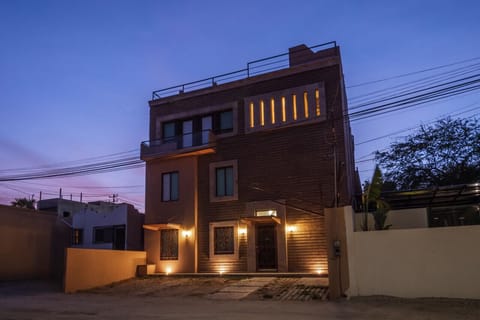 Facade / Entrance
