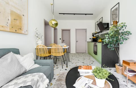 Modern Design: Dine in a space that features modern design elements and comfortable seating.