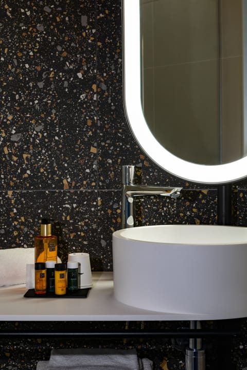 Free toiletries, hair dryer, bathrobes, slippers