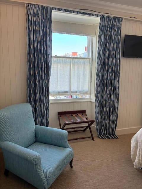 Deluxe Double or Twin Room | Iron/ironing board, free WiFi