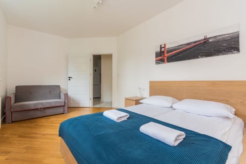 Comfort Apartment | 1 bedroom, iron/ironing board, WiFi (free)