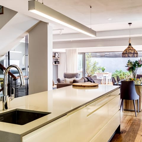 Villa | 5 bedrooms, desk, Internet