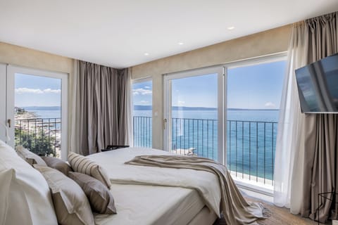 Suite, 2 Bedrooms, Sea View | View from room