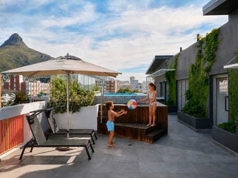 Rooftop pool