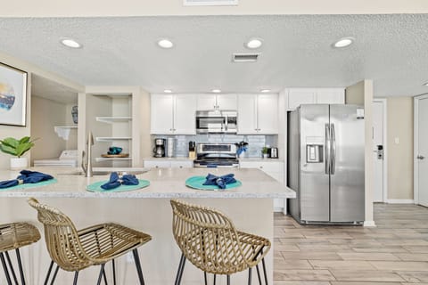 "Lazy Days" - 2 Bedroom 2 Bath Beachfront Condo | Private kitchen | Microwave, toaster