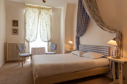 Superior Room | In-room safe, desk, iron/ironing board, free WiFi
